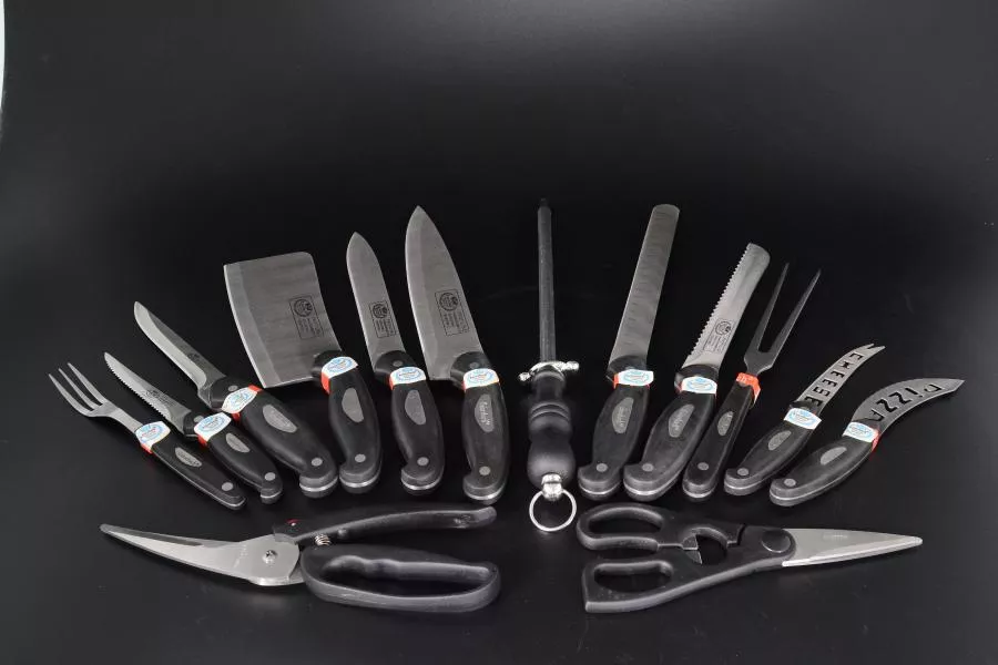 Набор кухонных ножей в чемодане 24 предмета KL24
