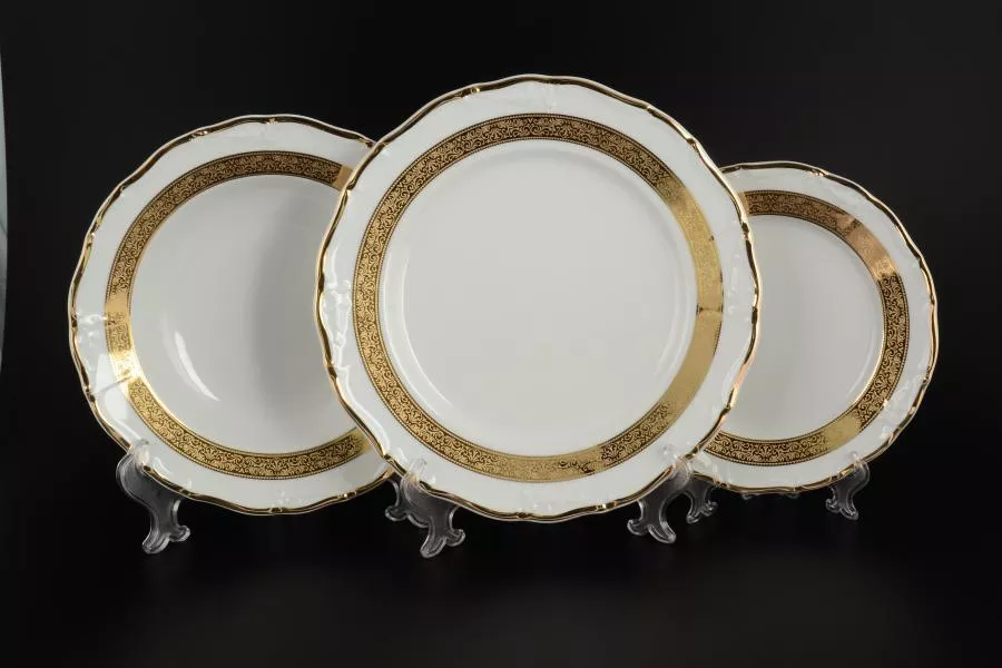 Набор тарелок Thun Мария Луиза золотая лента 18 предметов