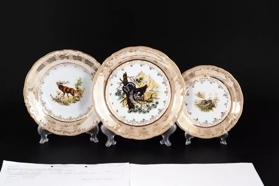 Набор тарелок 18 предметов Фредерика Охота бежевая Roman Lidicky