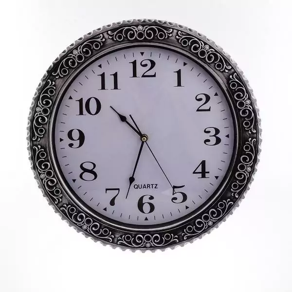 Часы настенные Royal Classics Серебристые Артикул 39735